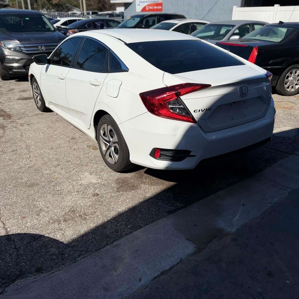 Honda Civic 2017 - vista 4