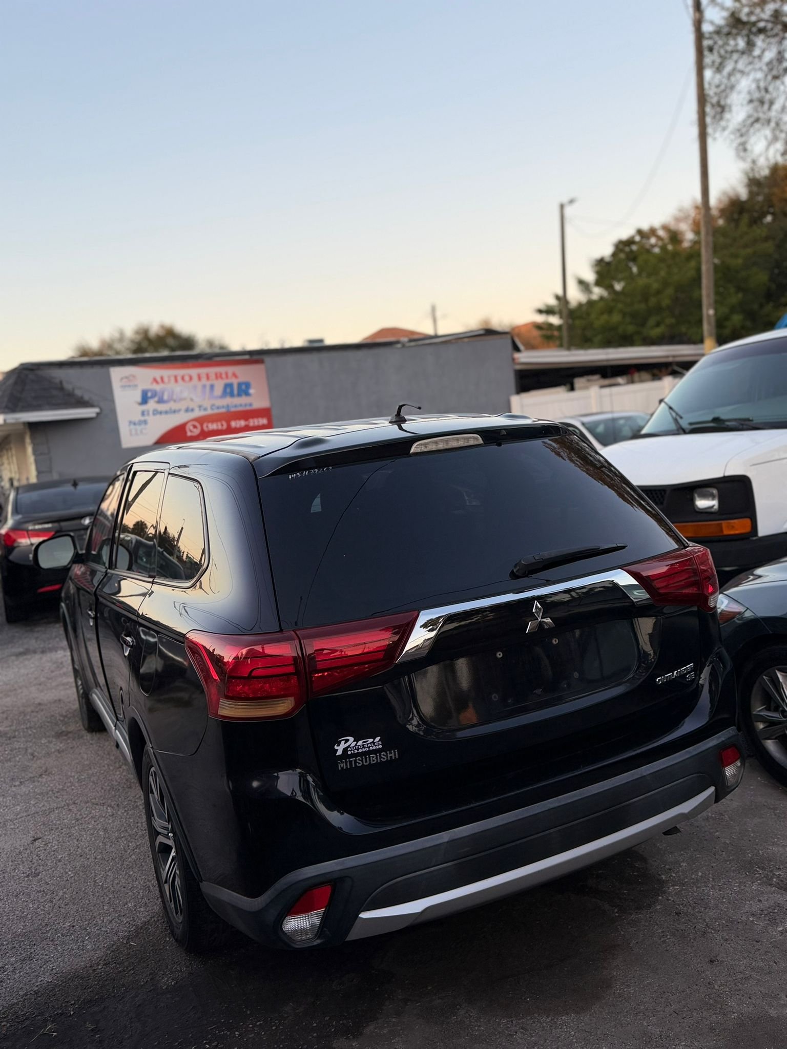 Mitsubishi Outlander - vista 2